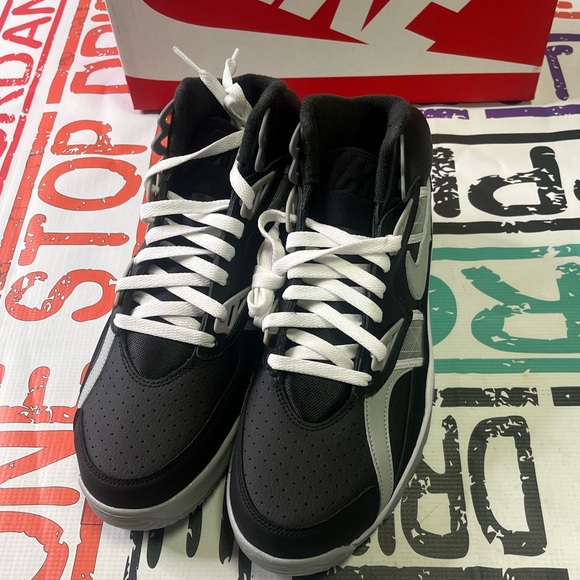Sz Various AIR NIKE TRAINERS BLACK & WHITE - Picture 3 of 7